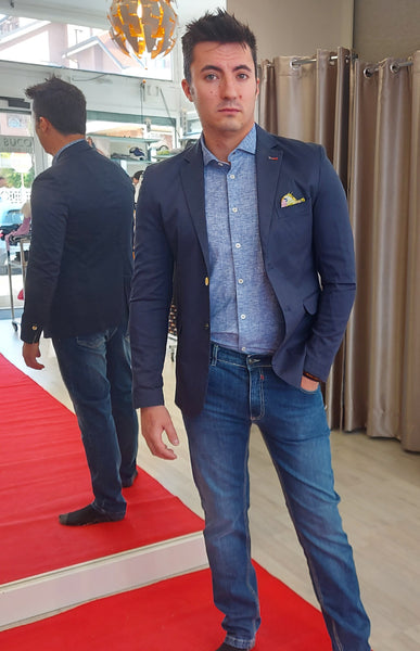 Jeans basico vita alta